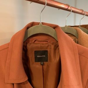 ❌SOLD❌ RW&CO Trench, size small, removable belt